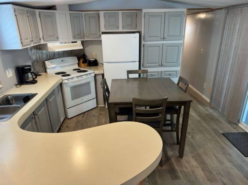 341 Sioux Drive a Winter Haven, FL Mobile or Manufactured Home for Sale
